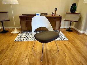 Knoll Saarinen Executive Armless Chair Dining Or Office