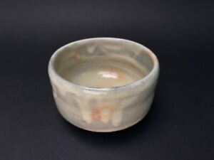Japanese Hagi Yaki Tea Bowl Pottery Chawan Edo Period Hand Formed Tea Utensil