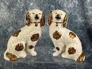 Pair Of Antique 19c Staffordshire Spaniel Mantle Fire Dogs Copper Lustre White