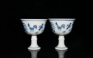 A Pair Chinese Blue White Porcelain Hand Painted Chicken Pattern Standing Cups