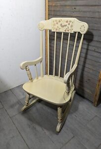 Vintage Ethan Allen Child Kid Cream Windsor Hitchcock Style Wood Rocking Chair
