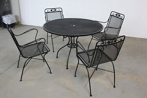 Vintage Woodard Outdoor Iron Table And 4 Chairs Patio Set