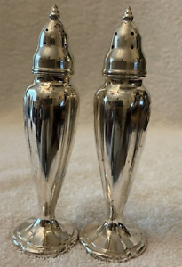 Vintage 550 Silver Plated Salt And Pepper Shakers