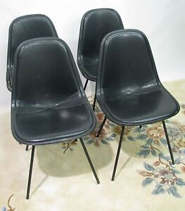 Set Of Four Original 1960s Herman Miller Dkx 1 Chairs Black Leather Seats