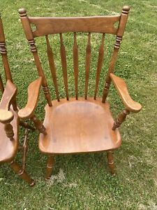 Ethan Allen Heirloom Nutmeg Maple Arrow Back Dining Arm Chair 10 6060a 1 Pc