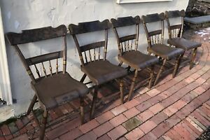 Set 5 Outstanding 19th C Paint Decorated Pa Half Spindle Plank Seat Chairs