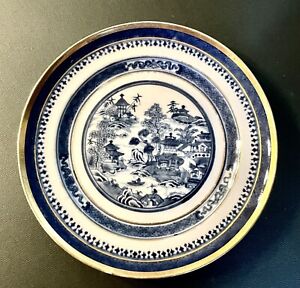 Refined Antique Canton Luncheon Plate Gold Edge Chinese Export Circa 1810