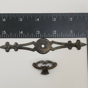 Vintage Brass Cabinet Door Knobs With Back Plate Nice Varied Patina D2101r