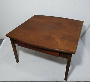 Vintage Mid Century Modern Distinctive Furniture Stanley Walnut Wood End Table A
