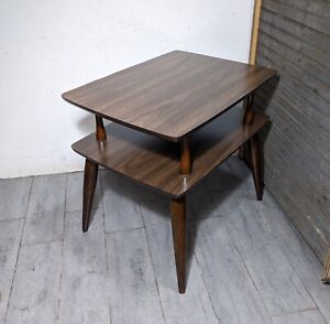 Vintage Retro Mid Century Modern 2 Tier Walnut Wood Formica End Table C64