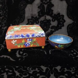 Vtg Antique Chinese Cloisonn Hinged Jewelry Trinket Footed Dresser Box Bowl
