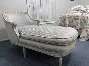 Chaise Lounge French Louis Xv Style Vintage Hand Crafted In Blue