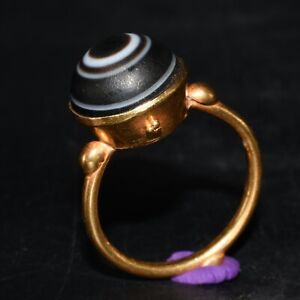 Ancient Medieval Gold Ring With Agate Goat Eye Stone Lukmik Bezel 7th Century Ad