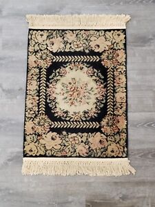 Vintage Whittall Anglopersian Wilton Entryway Rug 27 X 36 