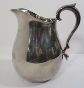 Reed And Barton Silverplate Water Tea Pitcher W Ice Rim 7 Inches Tall Vintage