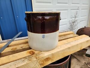 Vintage Brown And Cream Colored 6 Gallon Stoneware Crock With Handles 