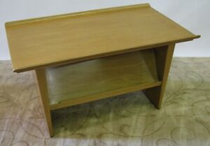 Rare Ed Wormley For Dunbar Side Table Magazine Rack With Rolled Edge Top