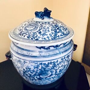 Vintage Chinese Bowl With Lid Cobalt Blue And White Floral Design