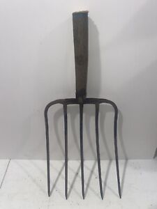 Large Antique 5 Tine Hay Pitch Fork Old Farm Tool No Handle Decor