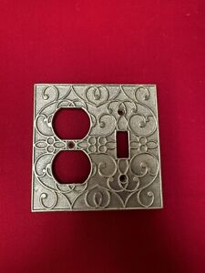 Virginia Metalcrafters Florentine Outlet Switchplate Combination Brass
