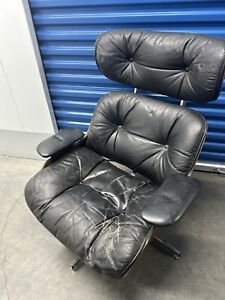Vintage Mid Century Modern Selig Eames Style Leather Lounge Chair