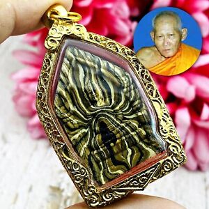 Khunpaen Charming Luck Love Attraction Lp Sawai Be2541 Rainbow Thai Amulet 17579