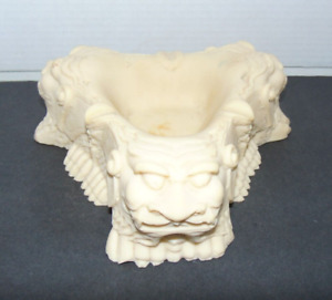 Vintage Fu Dog Statues Foo Chinese Lion Dragon Hard Resin Bone Italy Ashtray