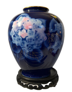 Fukagawa Vase Hydrangea Motif Arita Porcelain Showa Period Blue W White Pink