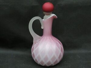 English Diamond Quilted Satan Mother Of Pearl Pink Cruet W Stopper 19th Century