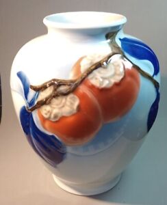 Japanese Porcelain Fukagawa Arita Vase Persimmons Design