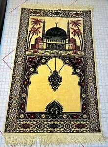 Finely Woven Vintage Turkish Prayer Rug Hand Knotted Istanbul 41x26 