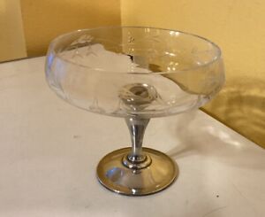 Gotham Sterling Base Etched Glass Footed Bowl Candy Dish 5 1 2 Tall 