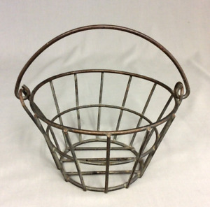 Vintage Small Metal Wire Egg Gathering Basket Handle 7in Diameter