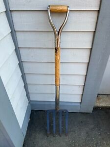 Great Old Vintage Hay Pitch Fork 4 Prong Tine Farm Tool 45 Long