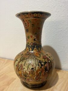 Vintage Chinese Porcelain Vase Hand Painted 12 Tall