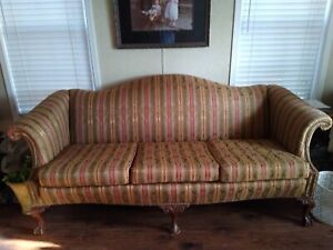 Hickory Chair Chippendale Mahogany Camel Back Sofa