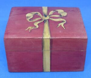Red Wood Vintage Victorian Antique Small Trinket Box