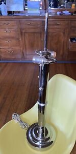 Vintage Mid Century Modern Chrome Clover Table Lamp In Excellent Condition