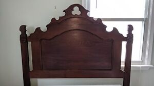 Antique Victorian 1800s Eastlake 3 4 Size Walnut Bed