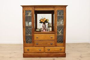Craftsman Antique Oak Leaded Glass Bar Or Display Cabinet 48539
