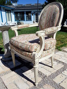 Vintage Antique White Wood French Arm Chair Embroidered Fabric Gorgeous 