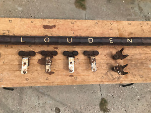 Antique Barn Door Roller Track With 4 Rollers And 2 Bottom Guide Rollers