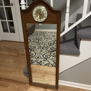 Beautiful Vintage Bassett Furniture Clock Mirror Co Eight Day Wood 45 X 16 