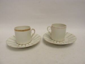 Pair Of Old Paris Porcelain Cups 18323 