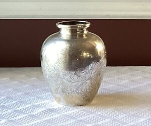 Japanese Meiji Silver Vase Jungin Pure Silver Mark By Yoshimitu Koku Wako