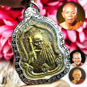 Masschant Protect Fortune Baton Lp Koon Pae Pern Be2536 Yellow Thai Amulet 16803