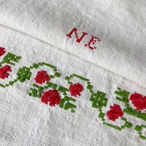 Vintage Hungarian Embroidered Towel Floral Embroidery Old Linen Hand Worked Tex