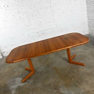 Teak Scandinavian Modern Expanding Dining Table With 2 Leaves Style Neils Moller