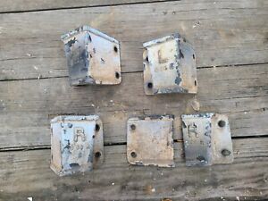 Lot Of 4 Antique Industrial Factory Cart Corner Brackets Cast Iron 1 Is Broken