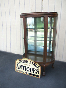 64286 Antique Victorian Oak Bow Glass Curio Cabinet